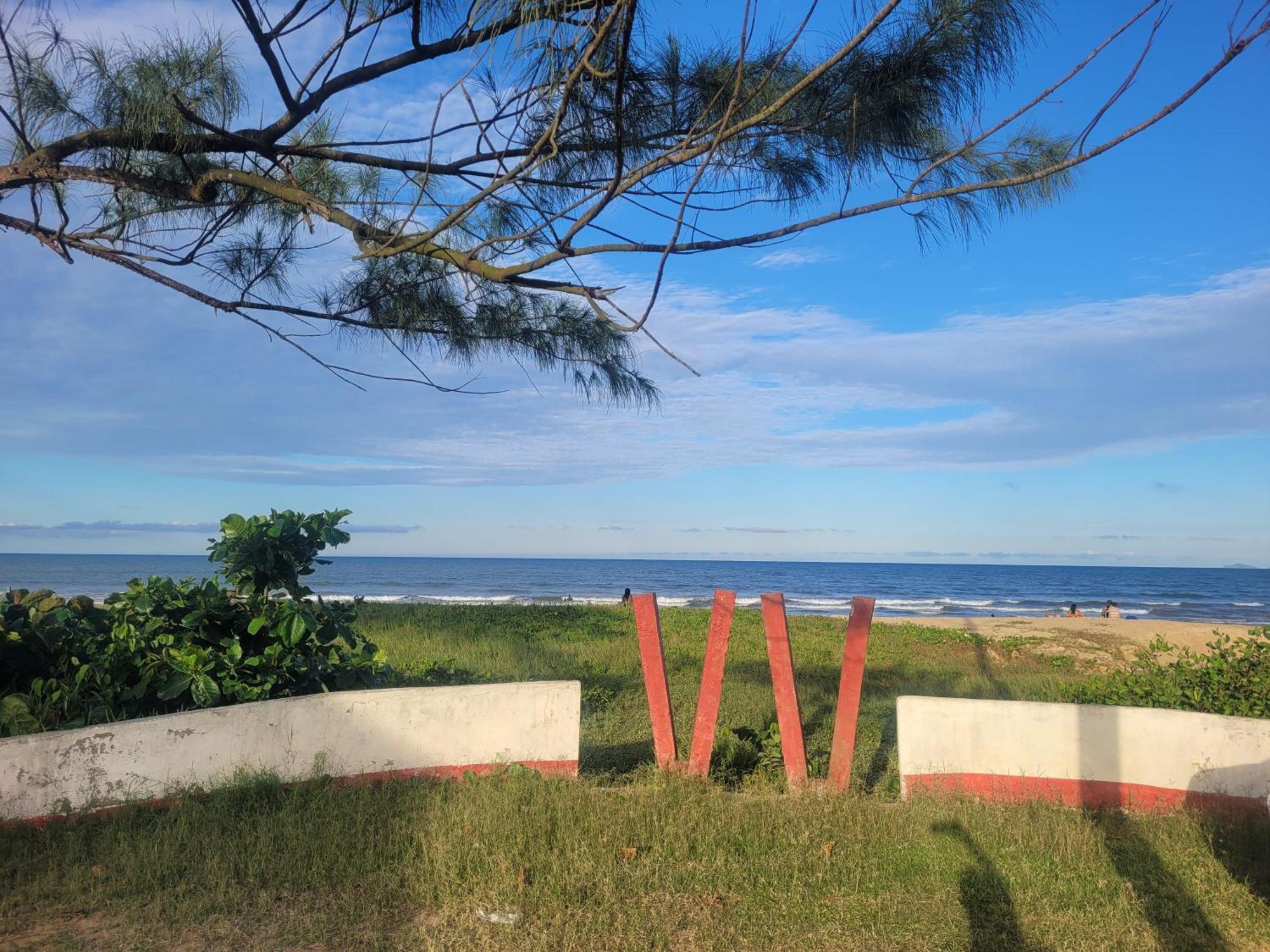 Casa Grande E Confortavel Piscina E Area Gourmet Em Cabo Frio Unamar Tamoios Verao Vermelho Tamoios Verao Vermelho Villa Eksteriør billede